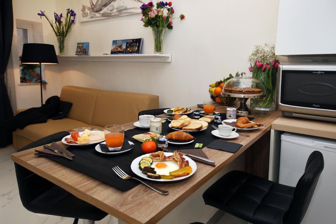 La Maisonnette Tritone Trevi Apartment רומא מראה חיצוני תמונה