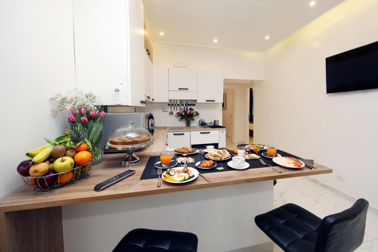 La Maisonnette Tritone Trevi Apartment רומא מראה חיצוני תמונה